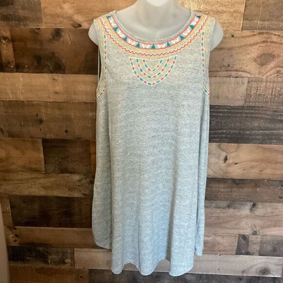 Ya Los Angeles Midi Dress Round Neck Sleeveless Grey Geo Embroidery Large - Picture 9 of 9